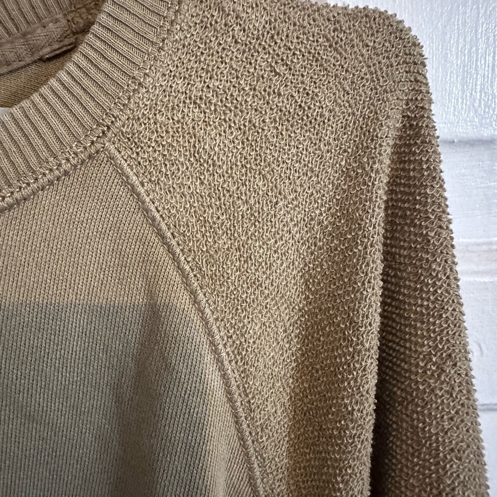 F—Aerie Top size L - Picture 9 of 16